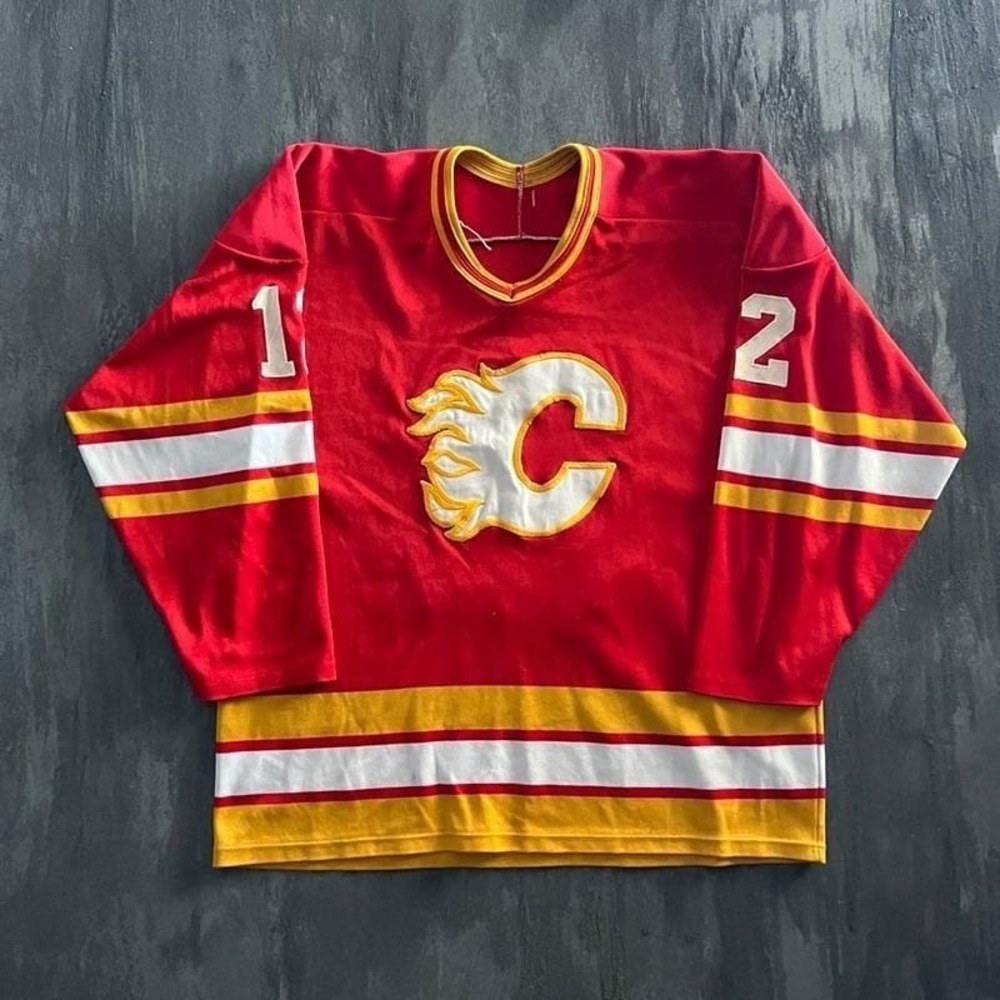 Vintage Calgary Flames Jersey Mens Large Red 1990s CCM NHL